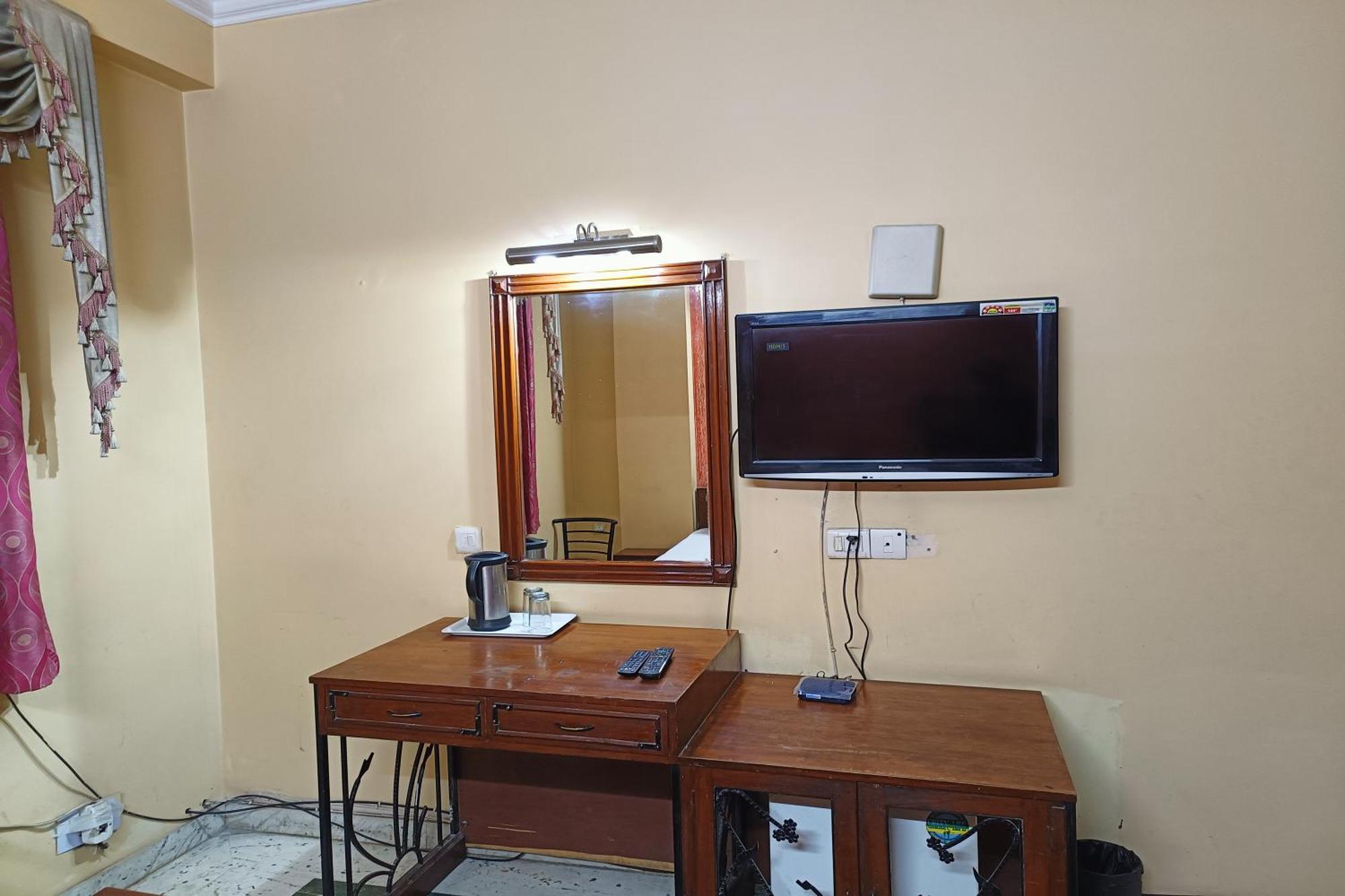 Hotel Indraprastha Delhi  Exterior photo